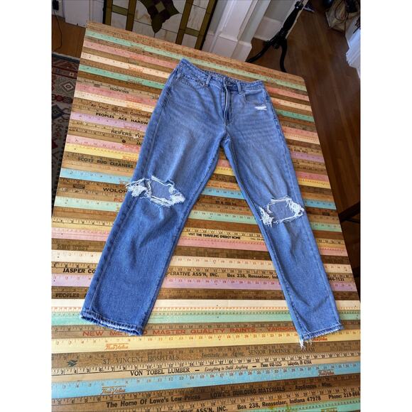 American Eagle Mom Jean Size 4 Reg Ripped Distressed High Rise Blue Boho Classic - Picture 4 of 12